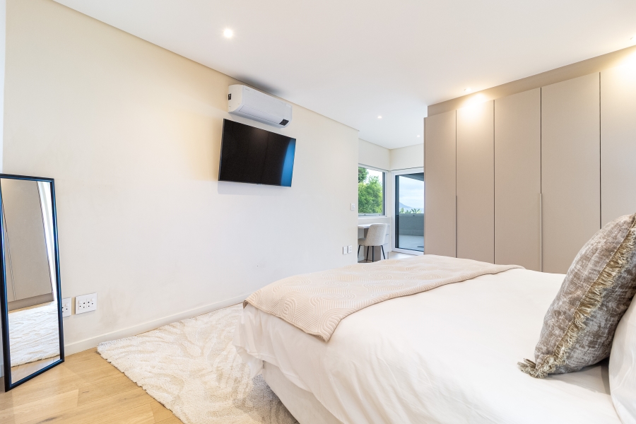 To Let 2 Bedroom Property for Rent in Clifton Western Cape